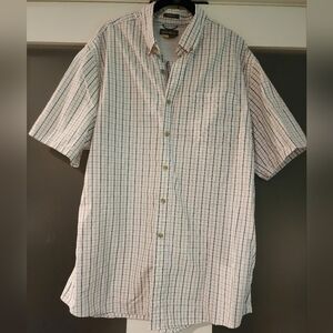 Eddie Bauer Classic Fit Short Sleeve Button up